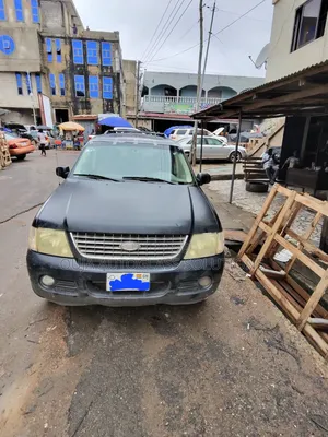 2002 Ford Explorer Windscreen Available