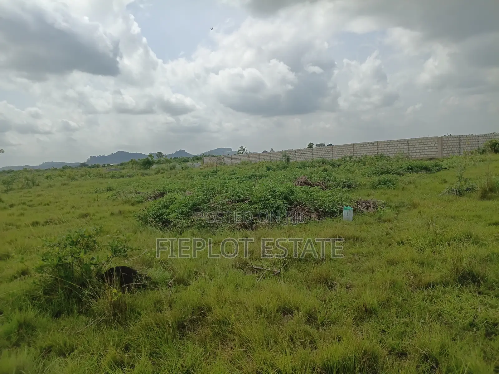 70x100ft Full Plot — Shai Hills, Free Documentation