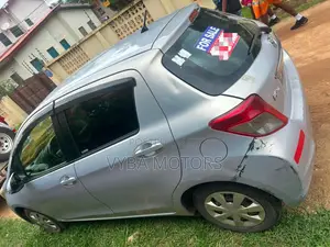 Toyota Vitz 2013 Silver