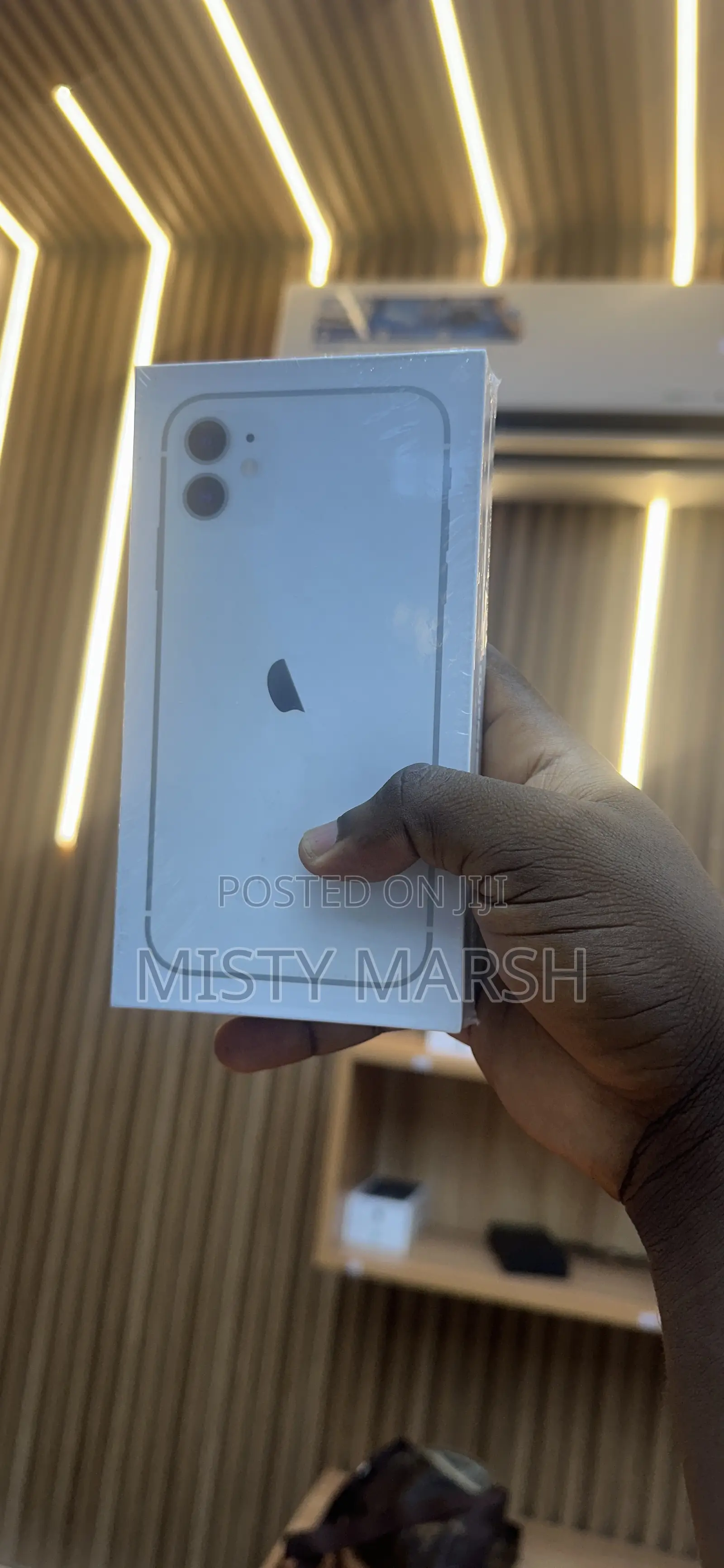 New Apple iPhone 11 256 GB White