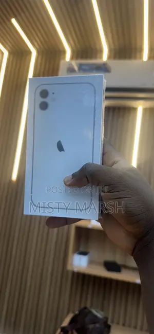 New Apple iPhone 11 256 GB White