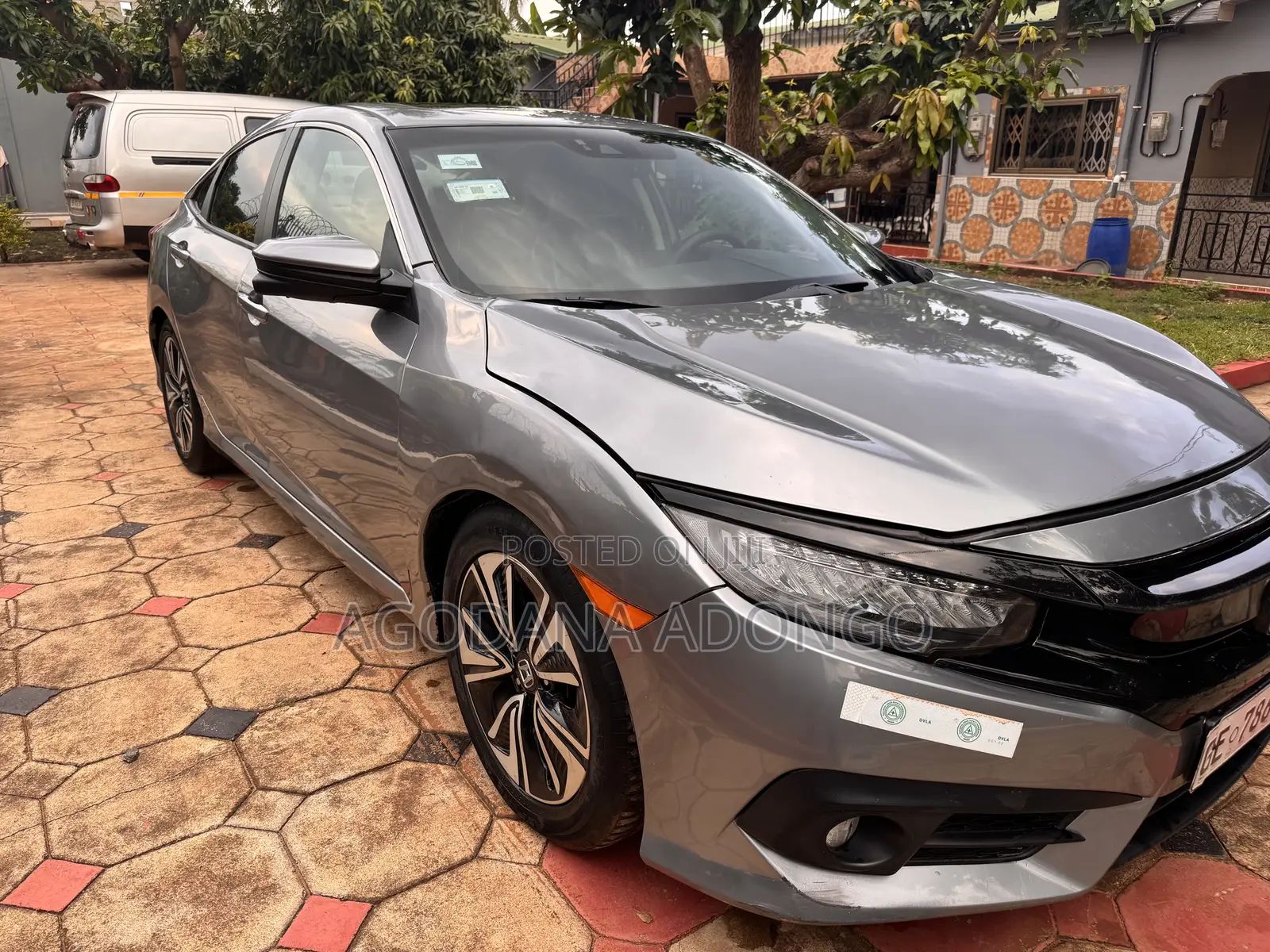 Honda Civic EX-L 4dr Sedan (1.5L 4cyl) 2016 Gray