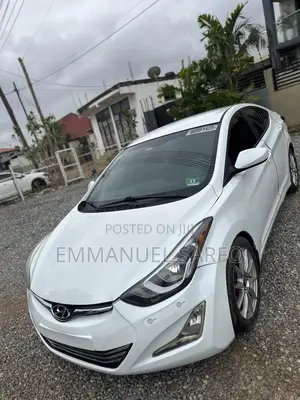 Hyundai Elantra SE 4dr Sedan (1.8L 4cyl 6A) 2015 White
