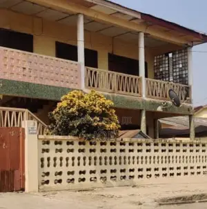 5bdrm House in South La, Estates for sale