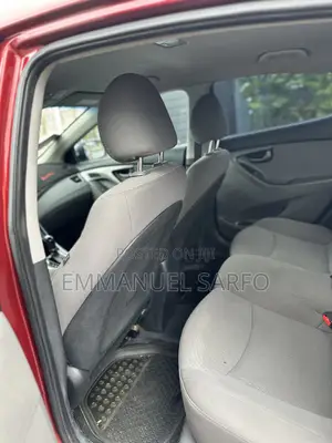 Hyundai Elantra SE 4dr Sedan (1.8L 4cyl 6A) 2015 Red