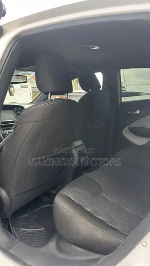 Dodge Dart SXT 4dr Sedan (2.4L 4cyl 6M) 2015 White