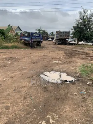 4 Acres Land for Rent