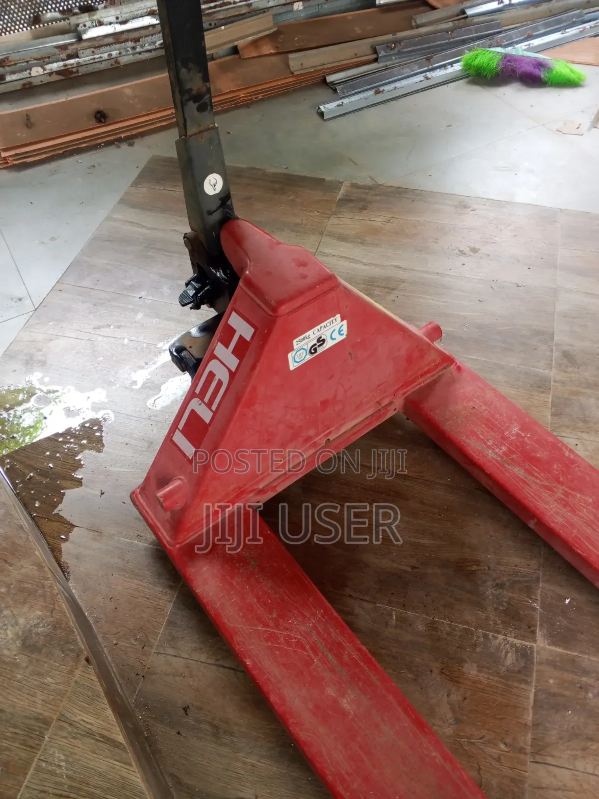 2.5 Tonne Pallet Truck