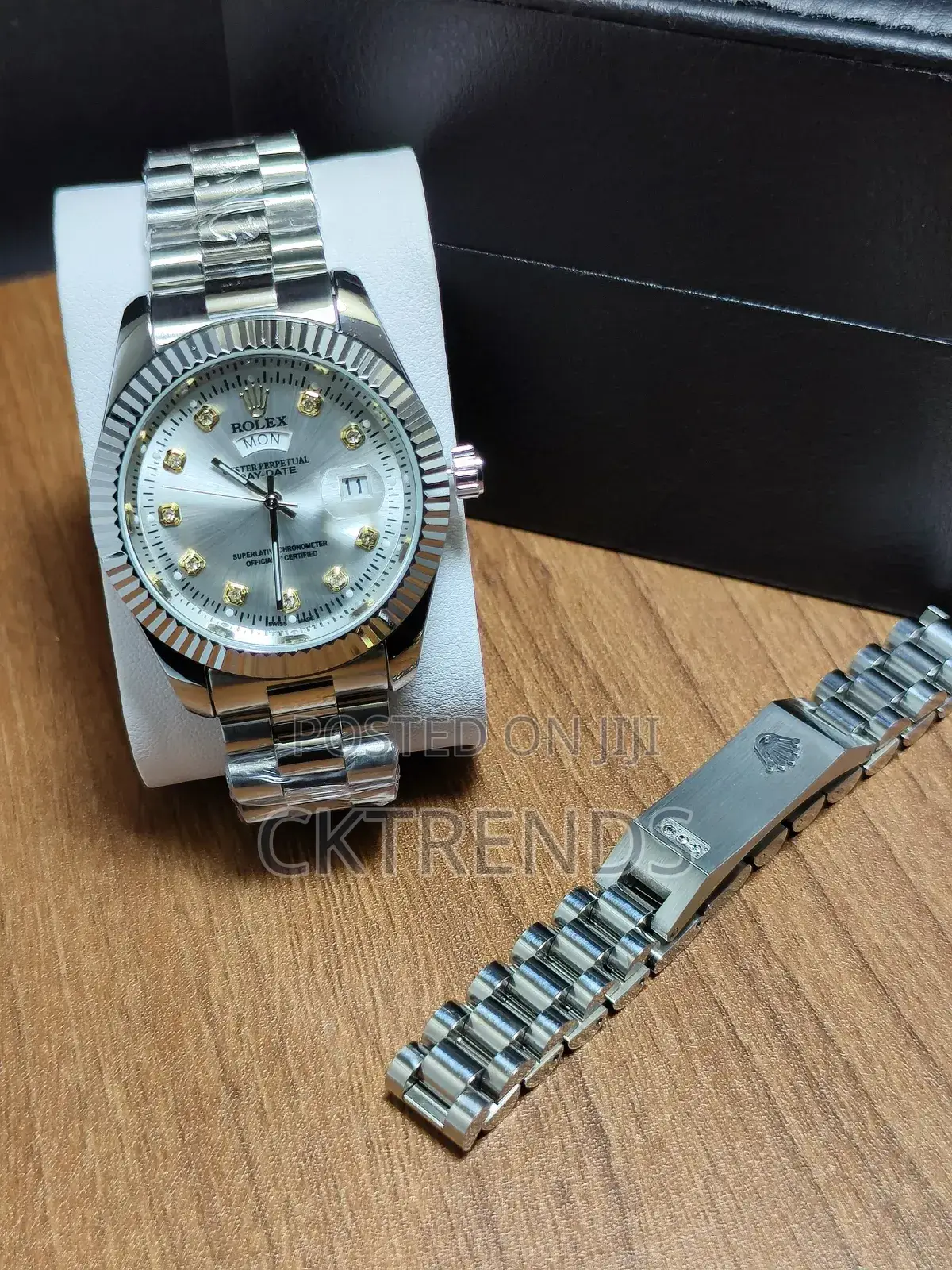 Very Neat and Authentic Correct Original Paterk Watch