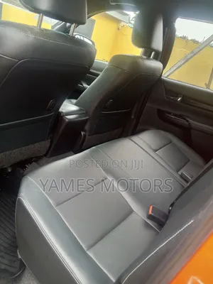 Toyota Hilux Revo Double Cab Deisel 2.4 RWD 2019 Beige