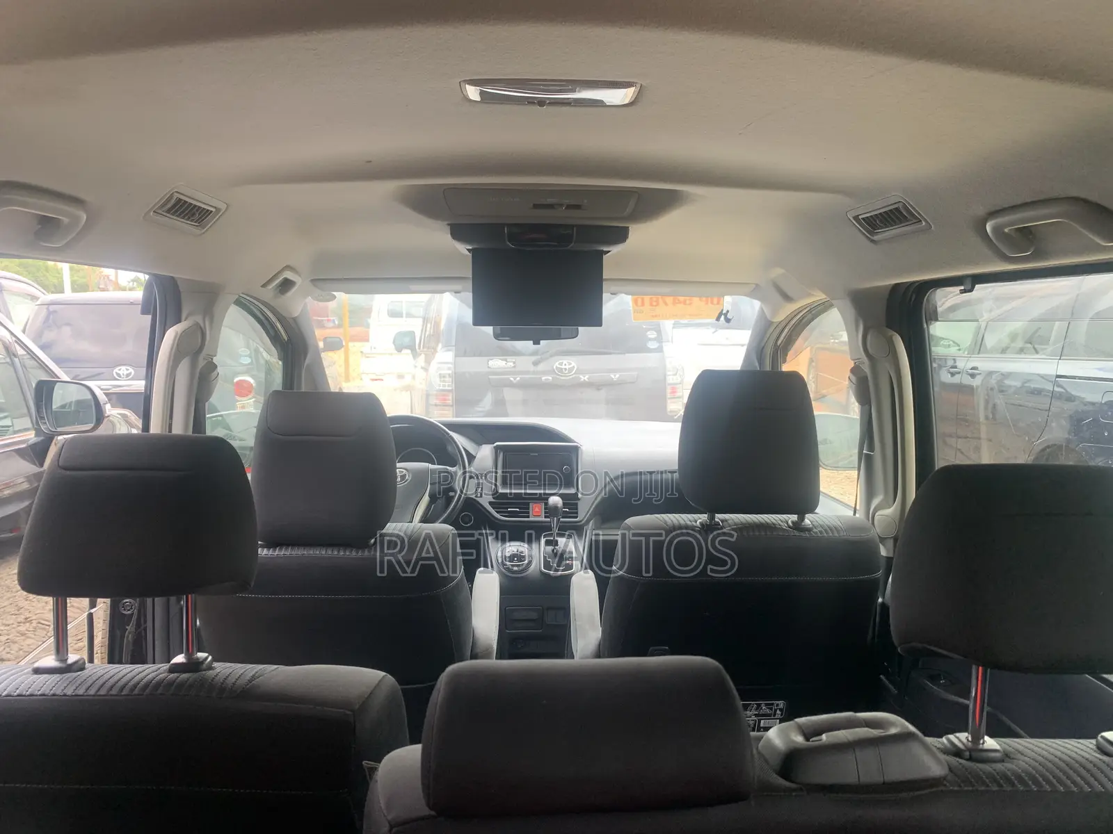 Toyota Voxy 2014 Black