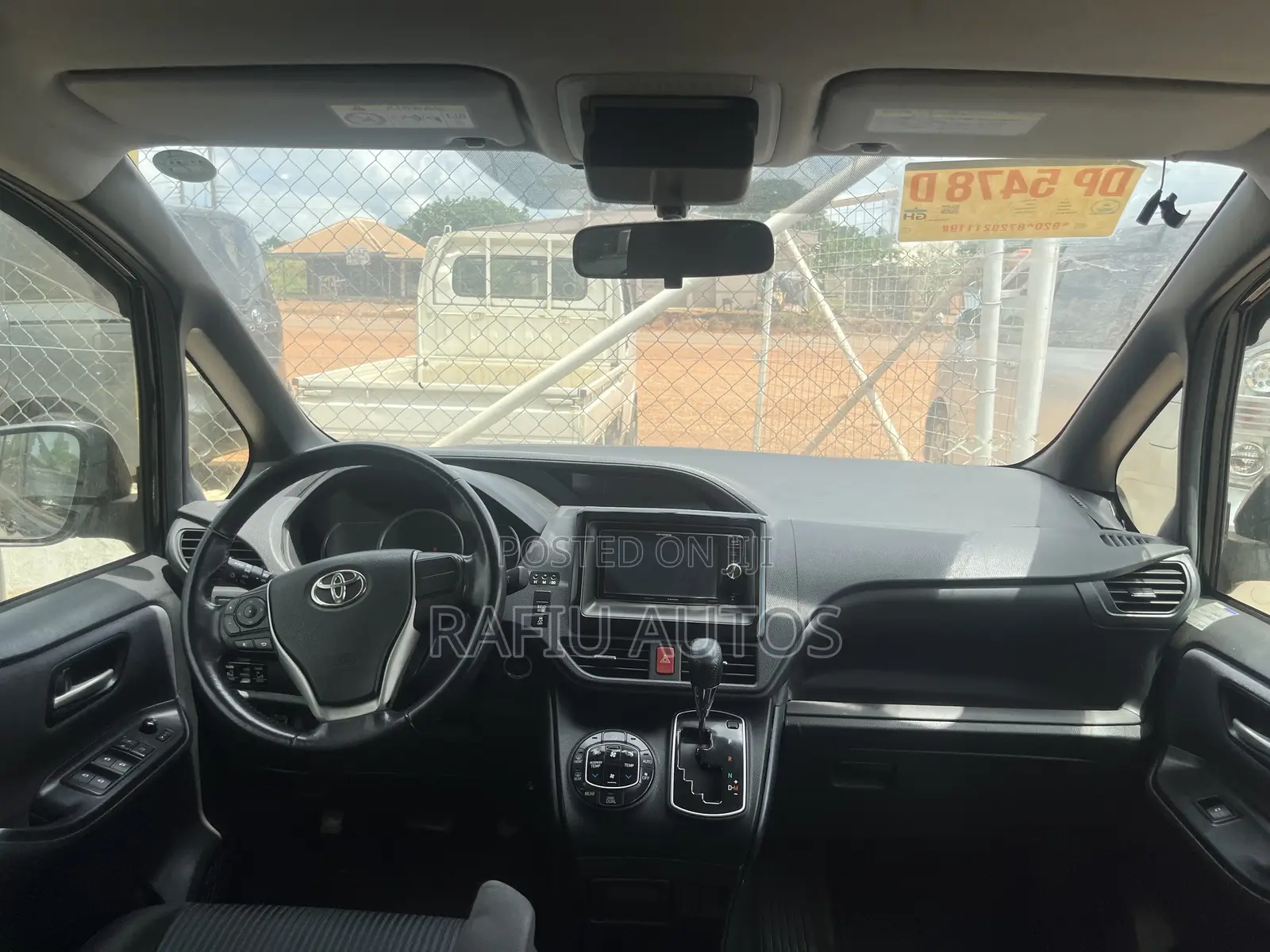 Toyota Voxy 2014 Black