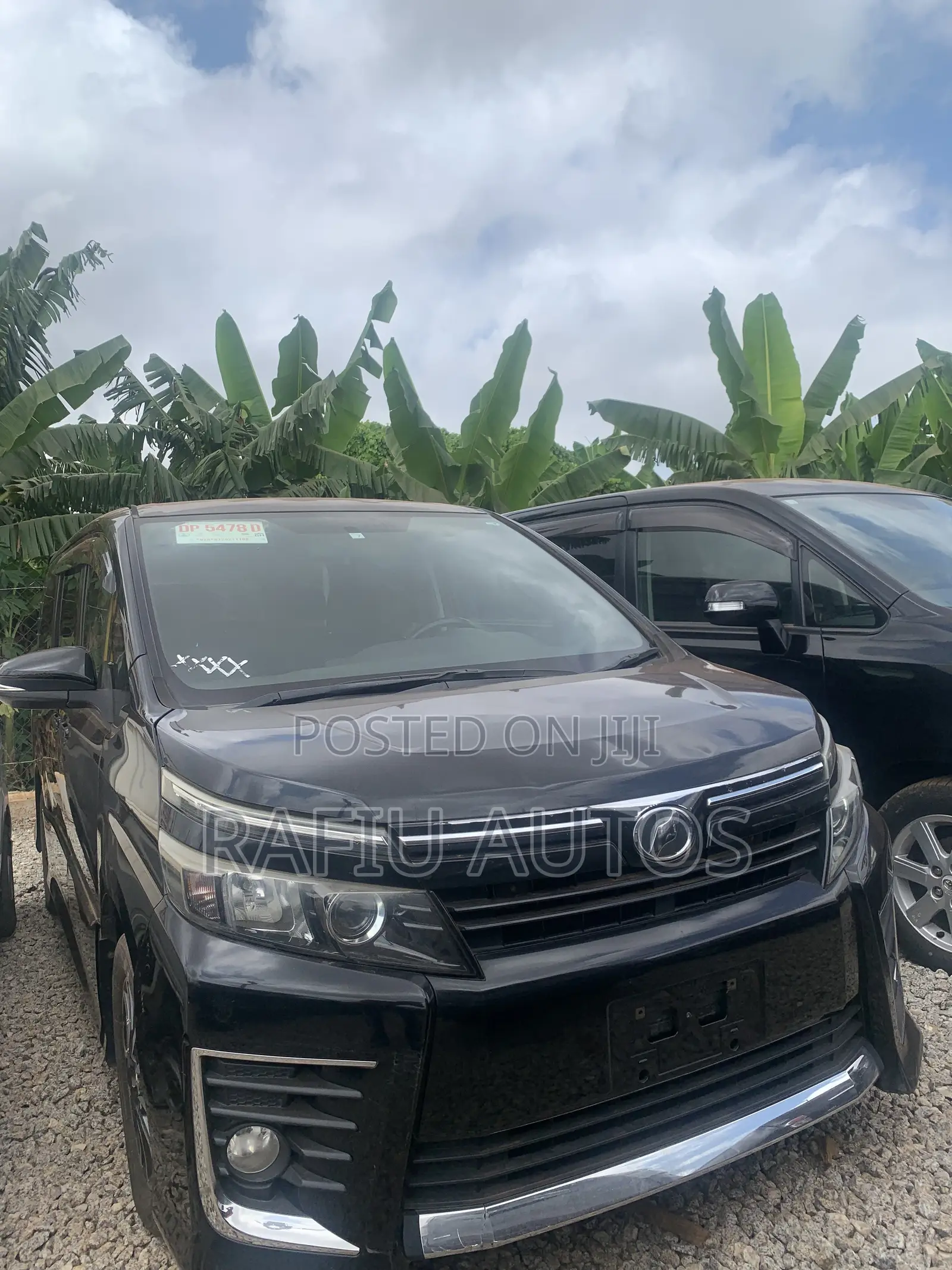 Toyota Voxy 2014 Black