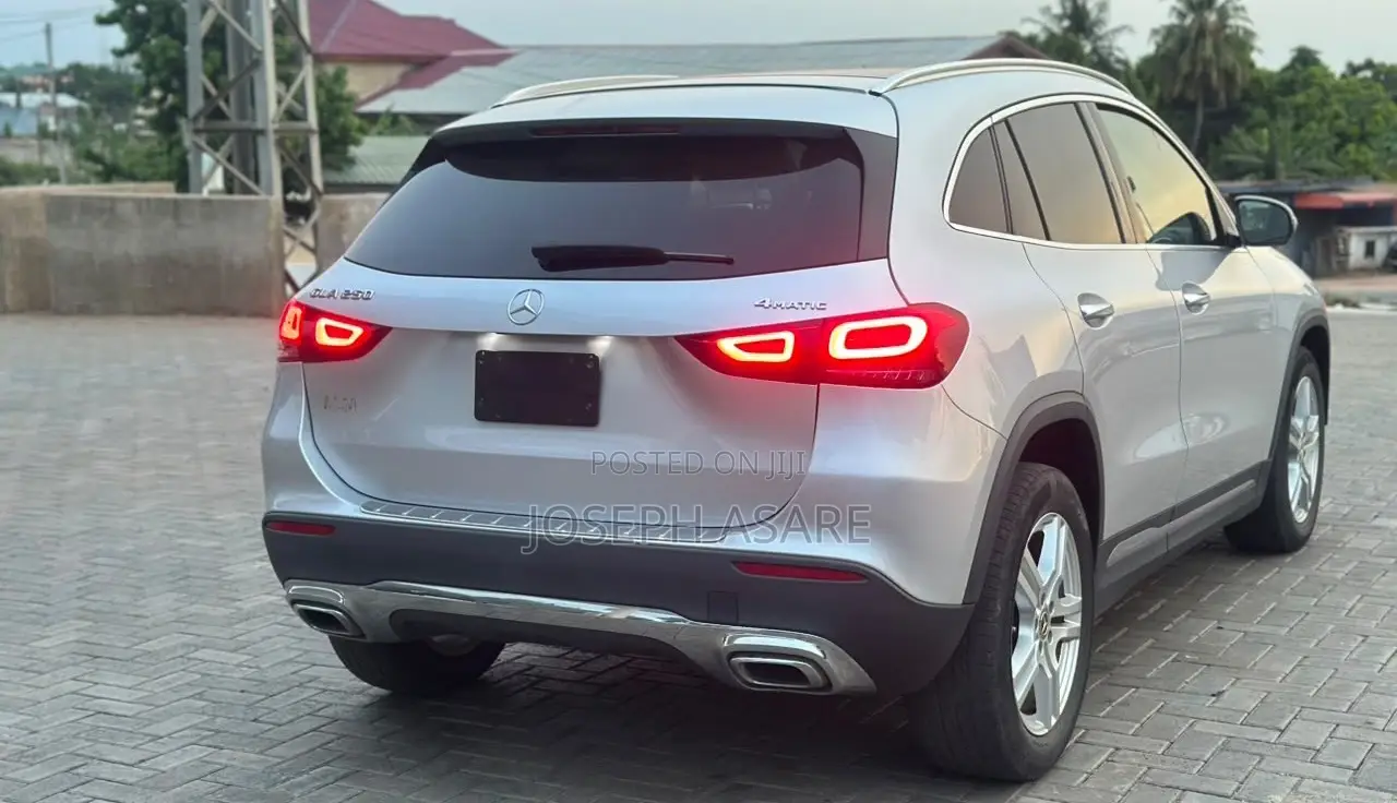 Mercedes-Benz GLA 250 2021