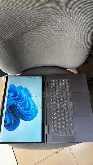 Laptop HP Envy X360 15t 8GB AMD Ryzen 5 SSD 256GB