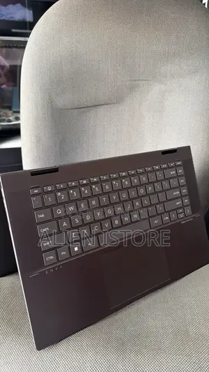 Laptop HP Envy X360 15t 8GB AMD Ryzen 5 SSD 256GB