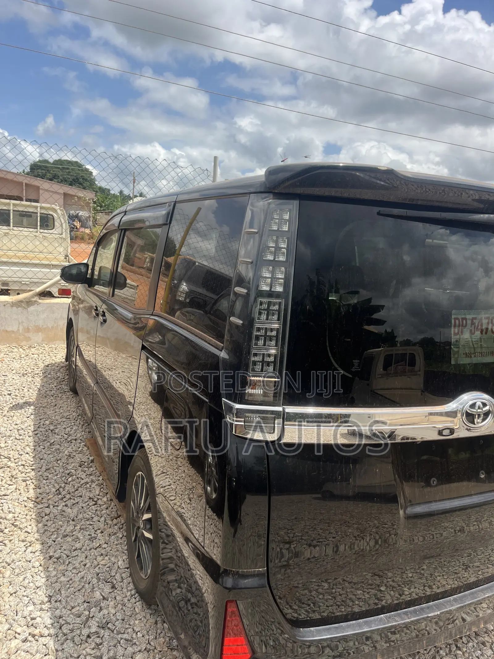Toyota Voxy 2014 Black