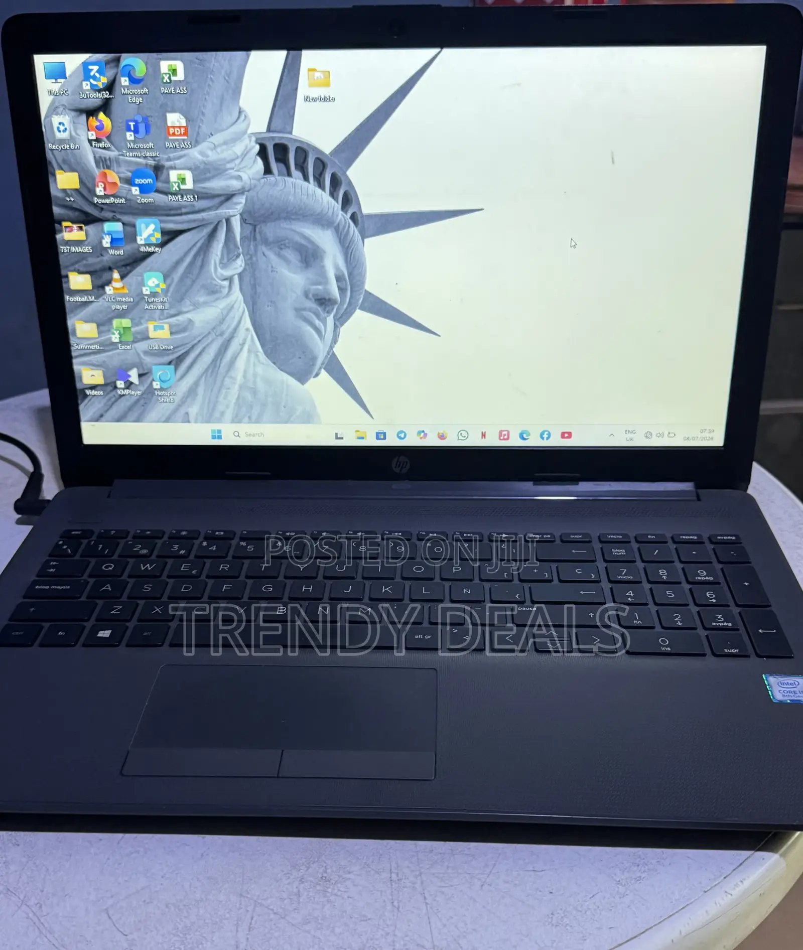 Laptop HP 250 G7 8GB Intel Core i5 SSD 256GB