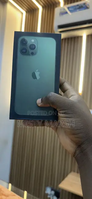 New Apple iPhone 13 Pro 256 GB Green