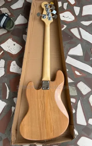 Fender 5-String Passive Jazz Bass Guitar