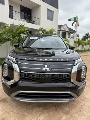 Mitsubishi Outlander SE 2025 Black
