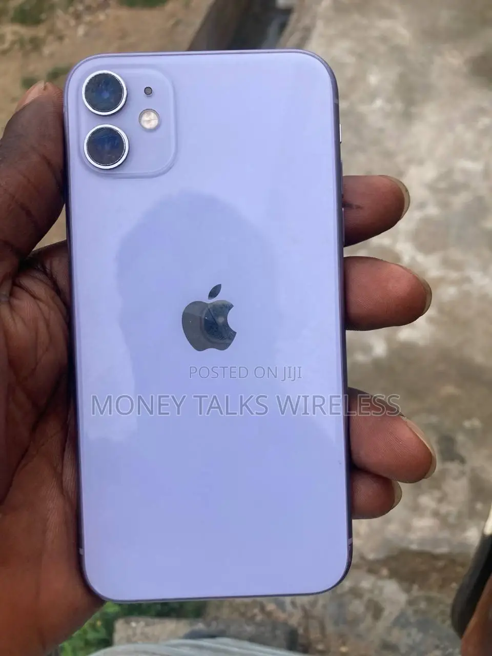 New Apple iPhone 11 64 GB Purple