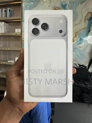 New Apple iPhone 17 Pro Max 256 GB Silver