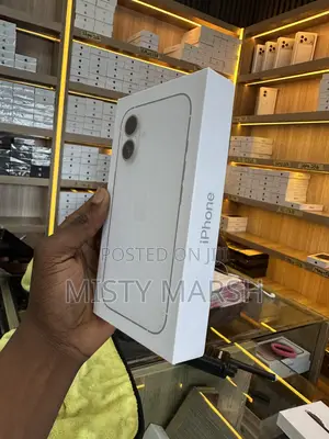 New Apple iPhone 16 128 GB White