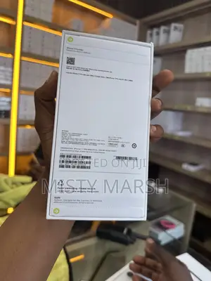 New Apple iPhone 16 128 GB White