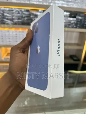 New Apple iPhone 13 128 GB Blue