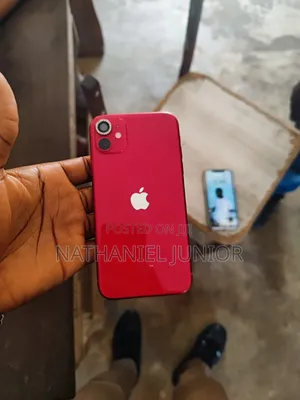 Apple iPhone 11 64 GB Red