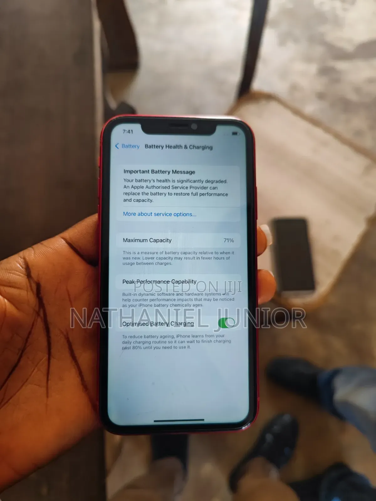 Apple iPhone 11 64 GB Red