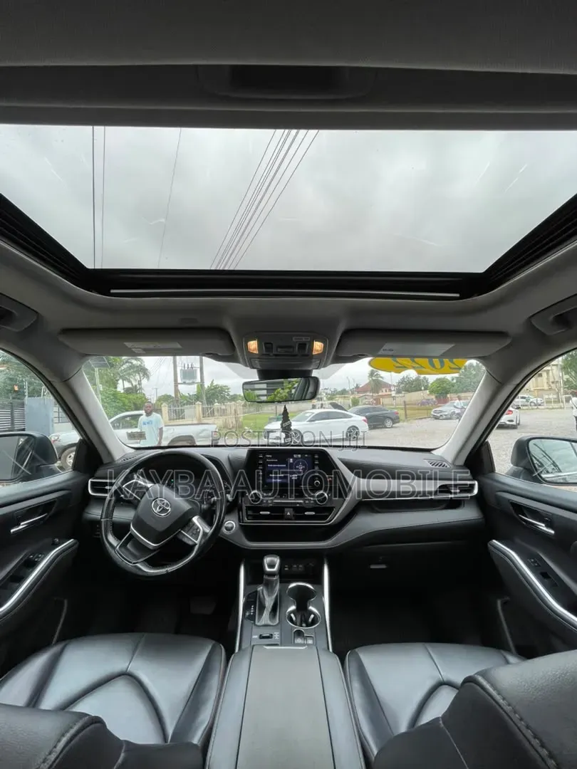 Toyota Highlander 2022 Gray