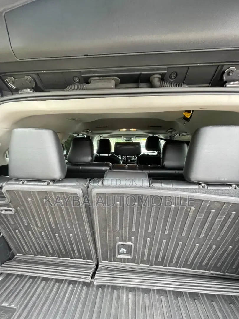 Toyota Highlander 2022 Gray