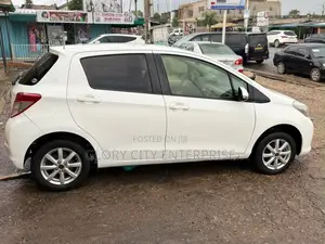 Toyota Vitz 1.3 AWD 3dr 2012 White