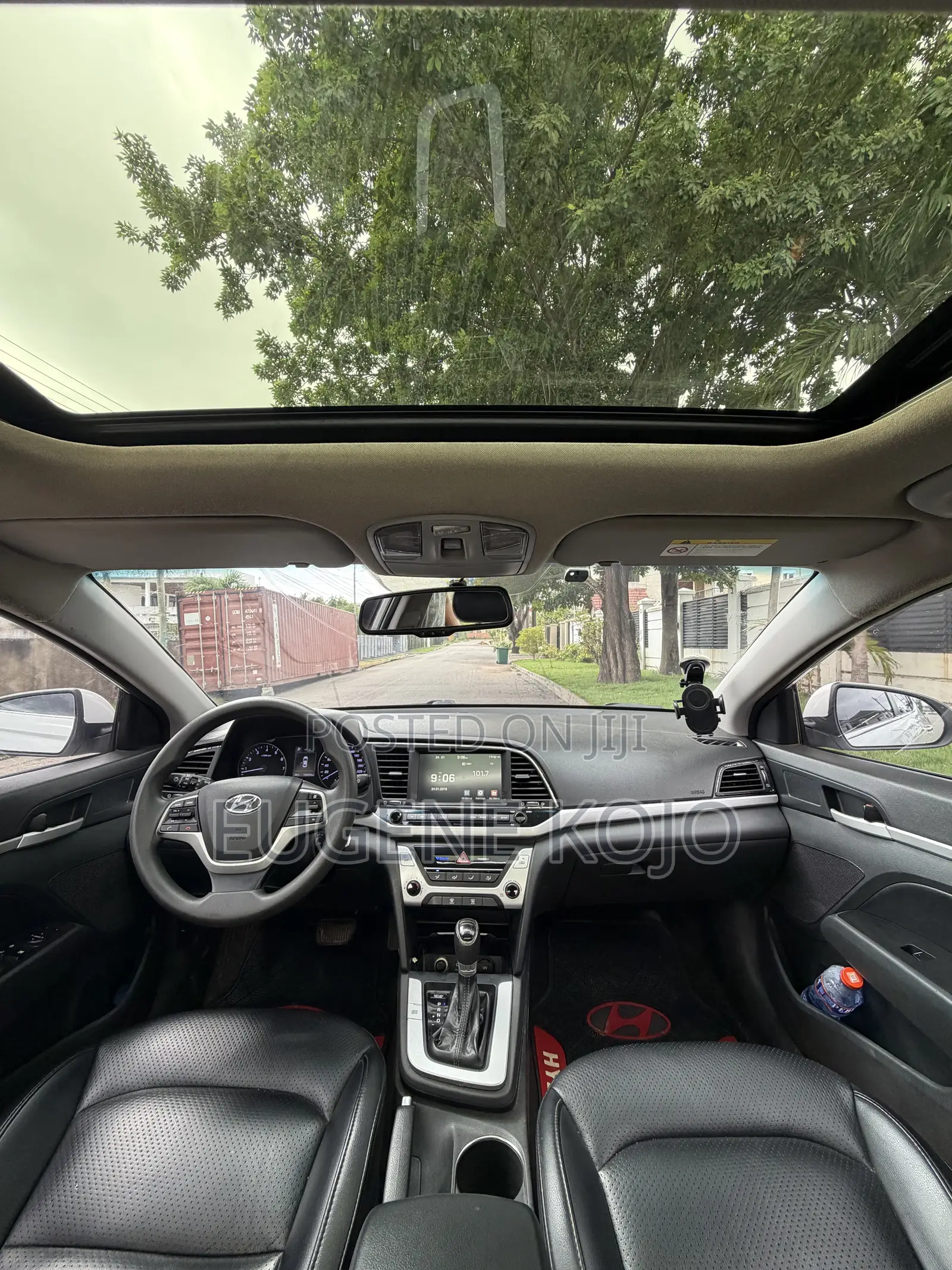 Hyundai Elantra Limited Sedan FWD (2.0L 4cyl 6A) 2017 White