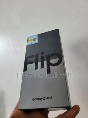 New Samsung Galaxy Z Flip4 256 GB Black