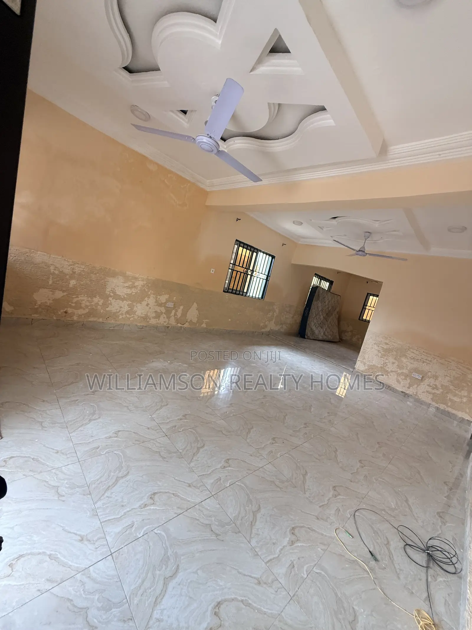 3bdrm Apartment in Community 18 Area, Spintex for rent
