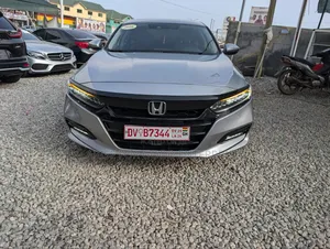 Honda Accord Touring 2.0T 2020 Silver