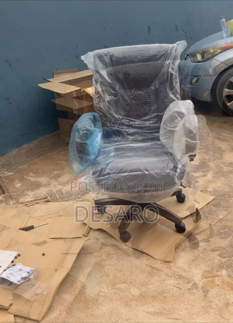 Bellamy Executive Office Chair, Brown