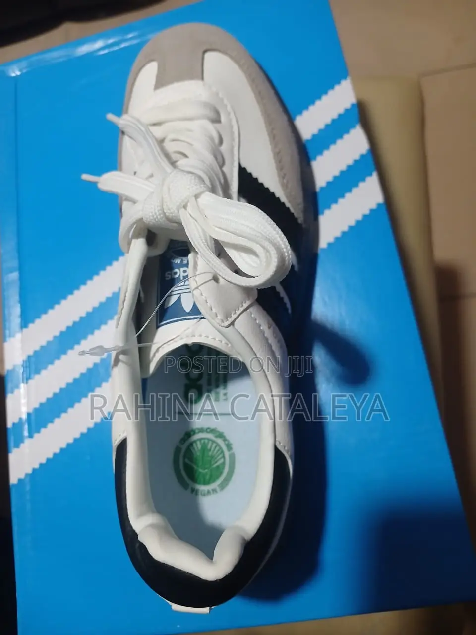 Ladies Sneaker