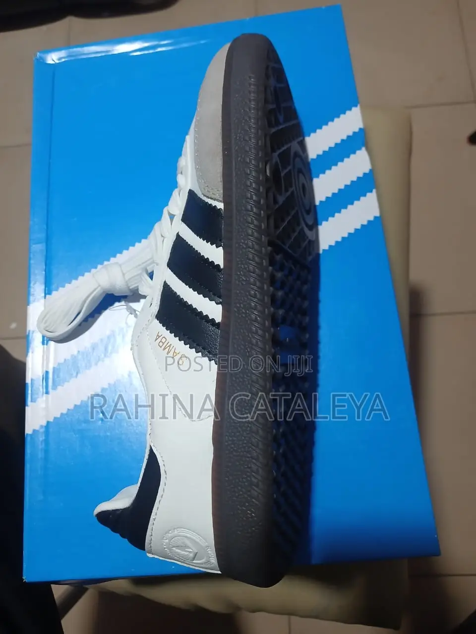 Ladies Sneaker