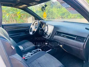 Mitsubishi Outlander Sport SE 2.0 2019 White