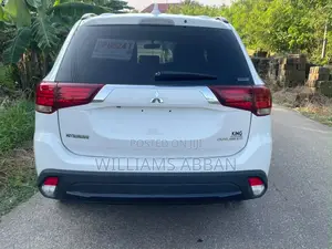 Mitsubishi Outlander Sport SE 2.0 2019 White