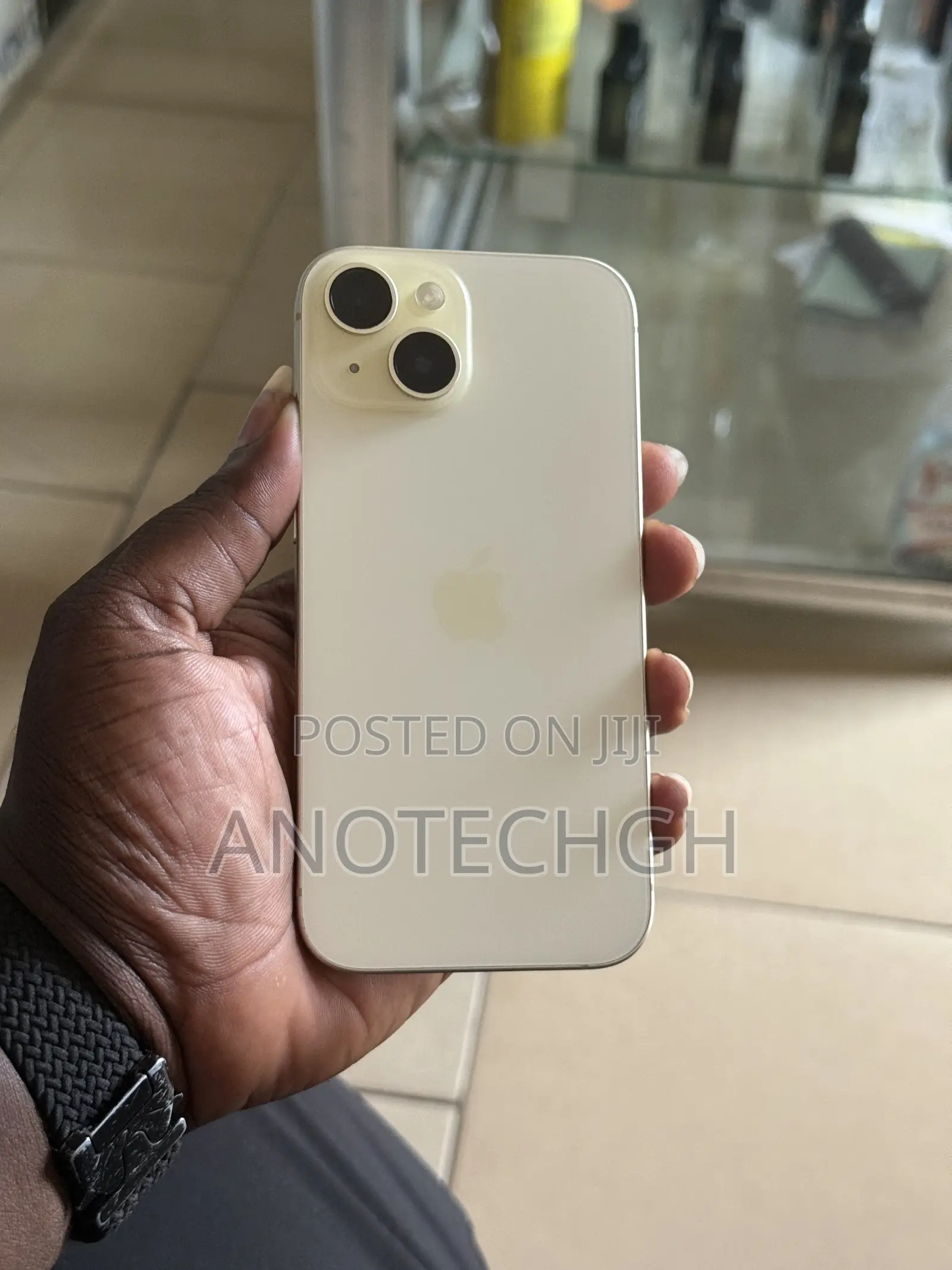 Apple iPhone 15 128 GB Yellow