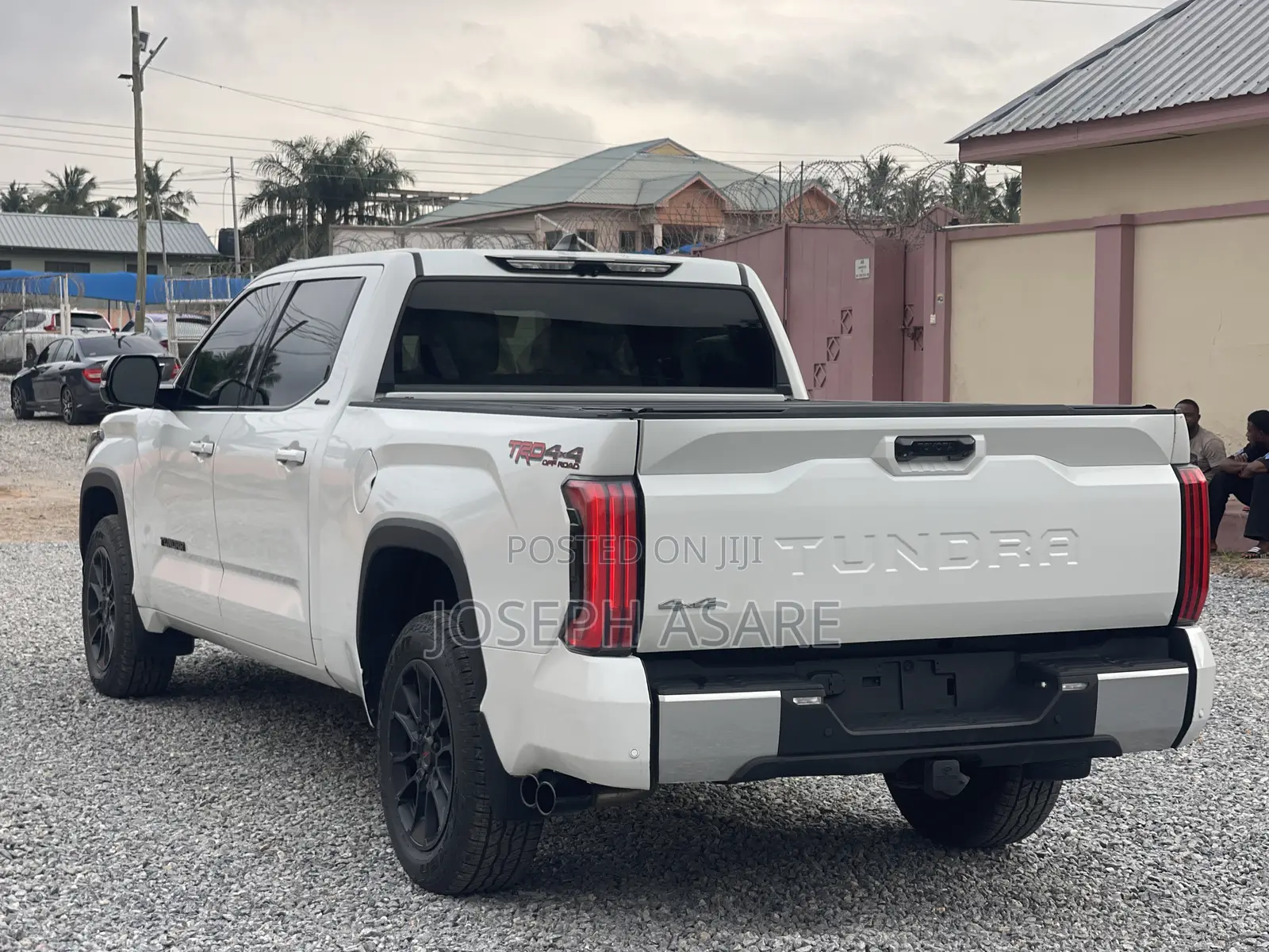Toyota Tundra Limited CrewMax 4WD SB w/5.5' Bed 2025 White