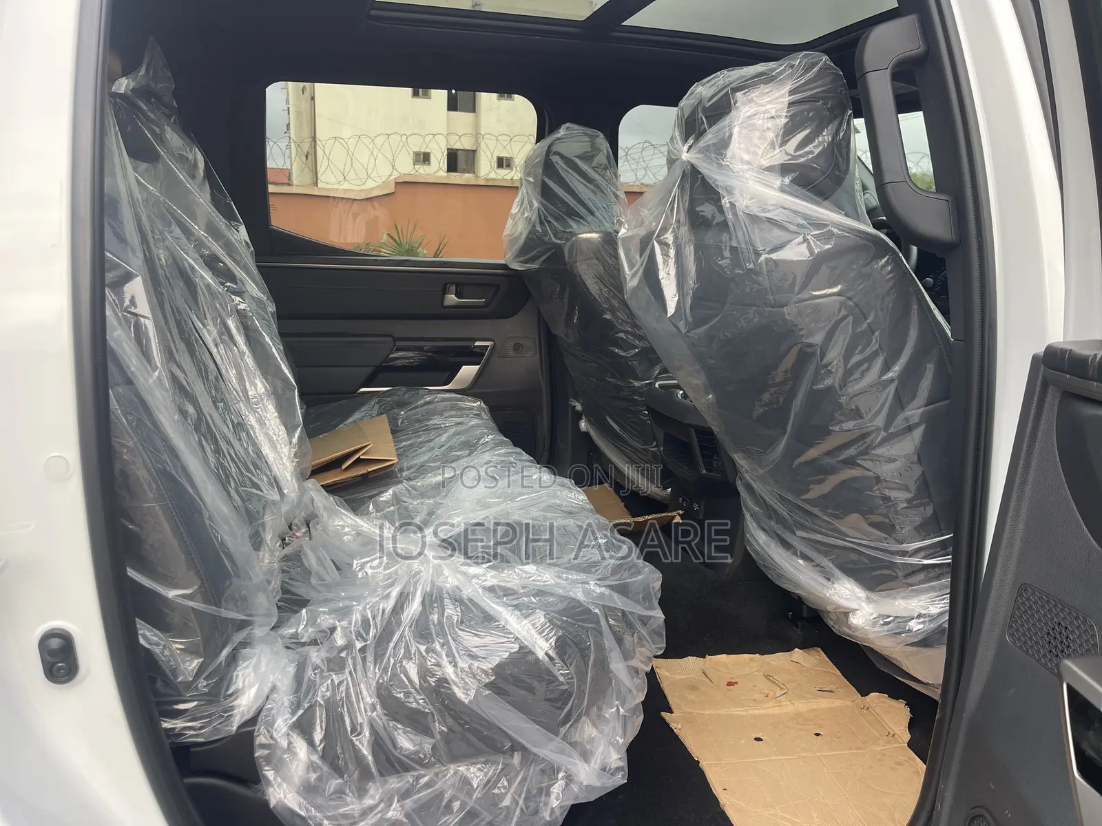 Toyota Tundra Limited CrewMax 4WD SB w/5.5' Bed 2025 White