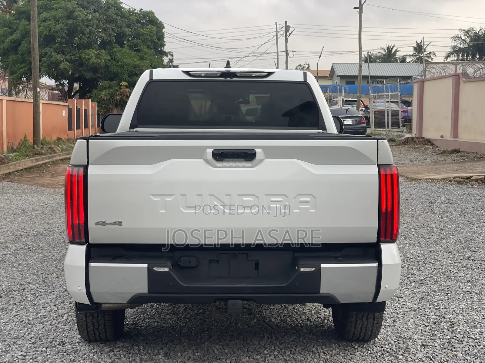 Toyota Tundra Limited CrewMax 4WD SB w/5.5' Bed 2025 White