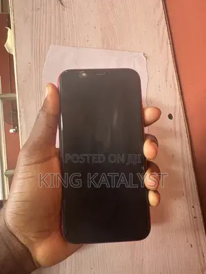 Apple iPhone 11 128 GB Red