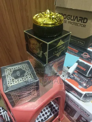 Beautiful Oud Aswad